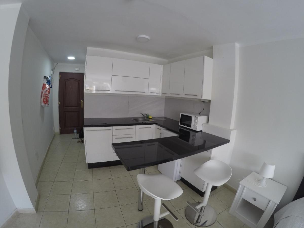 Studio Los Cristianos Beach Exterior photo