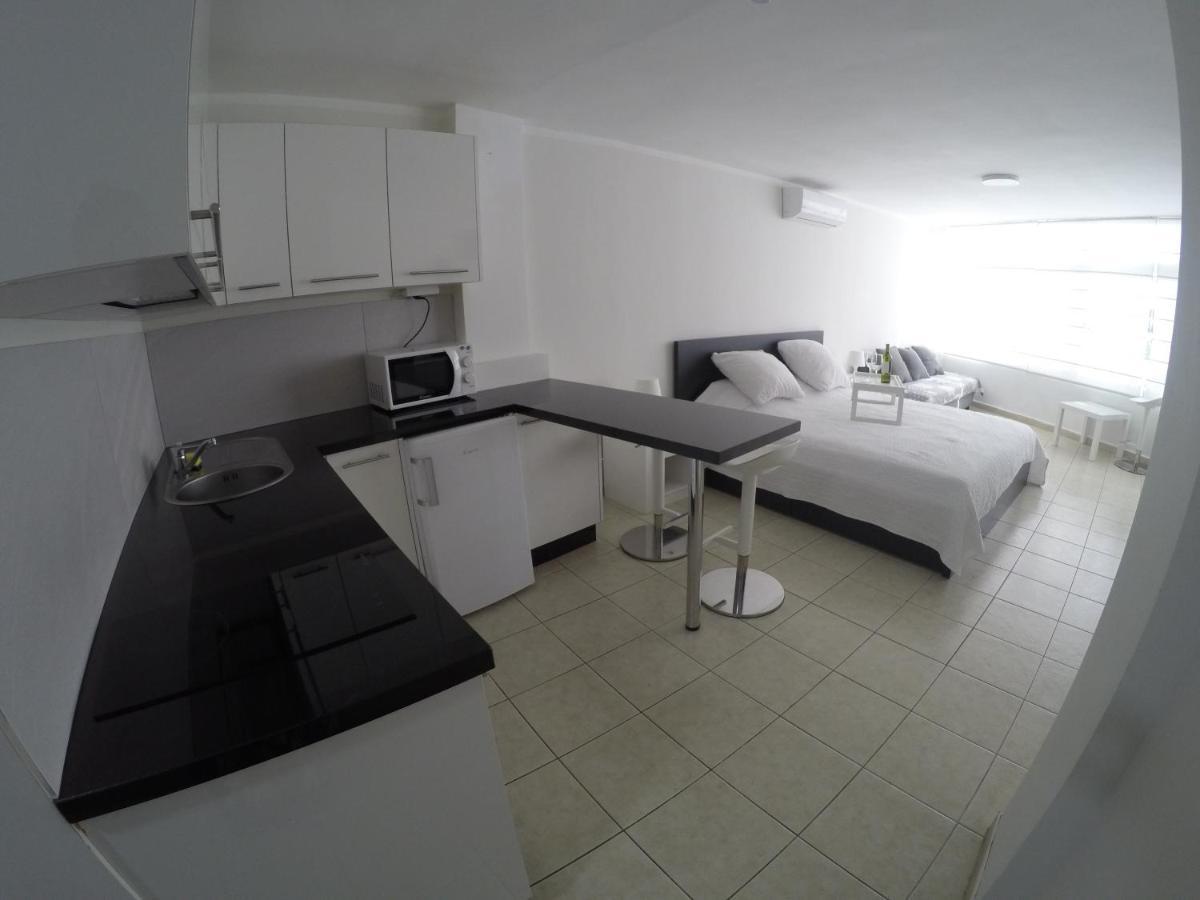 Studio Los Cristianos Beach Exterior photo