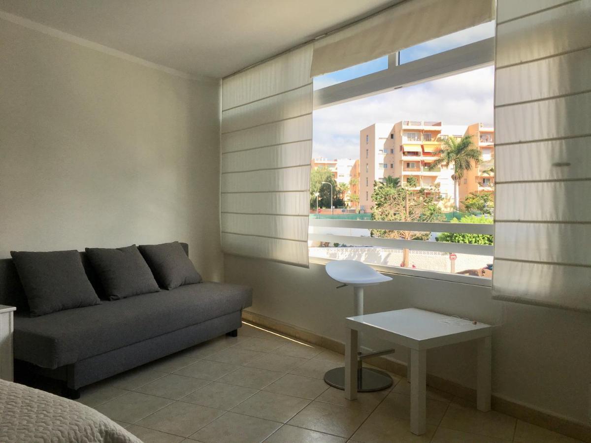 Studio Los Cristianos Beach Exterior photo